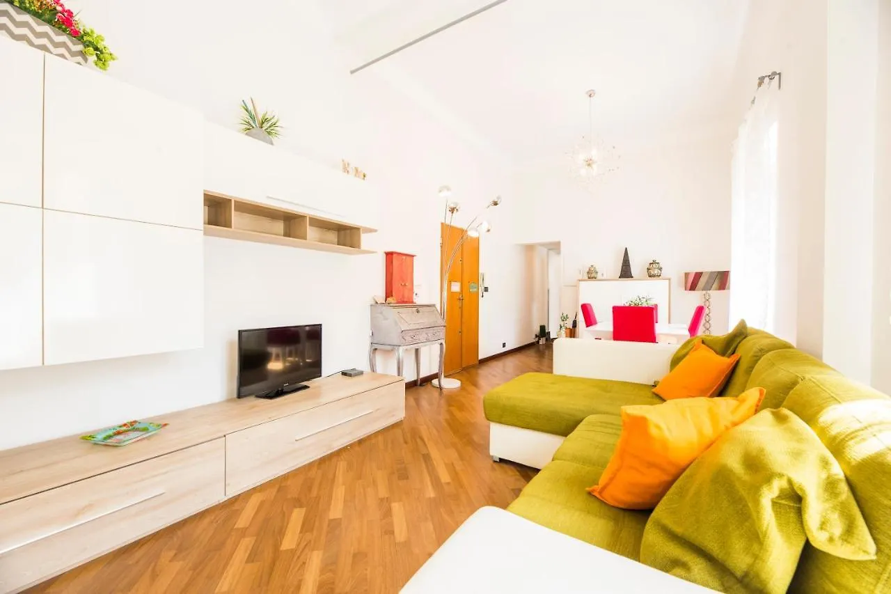 Apartment Bernardo House By Holiday Home 24 Genoa
