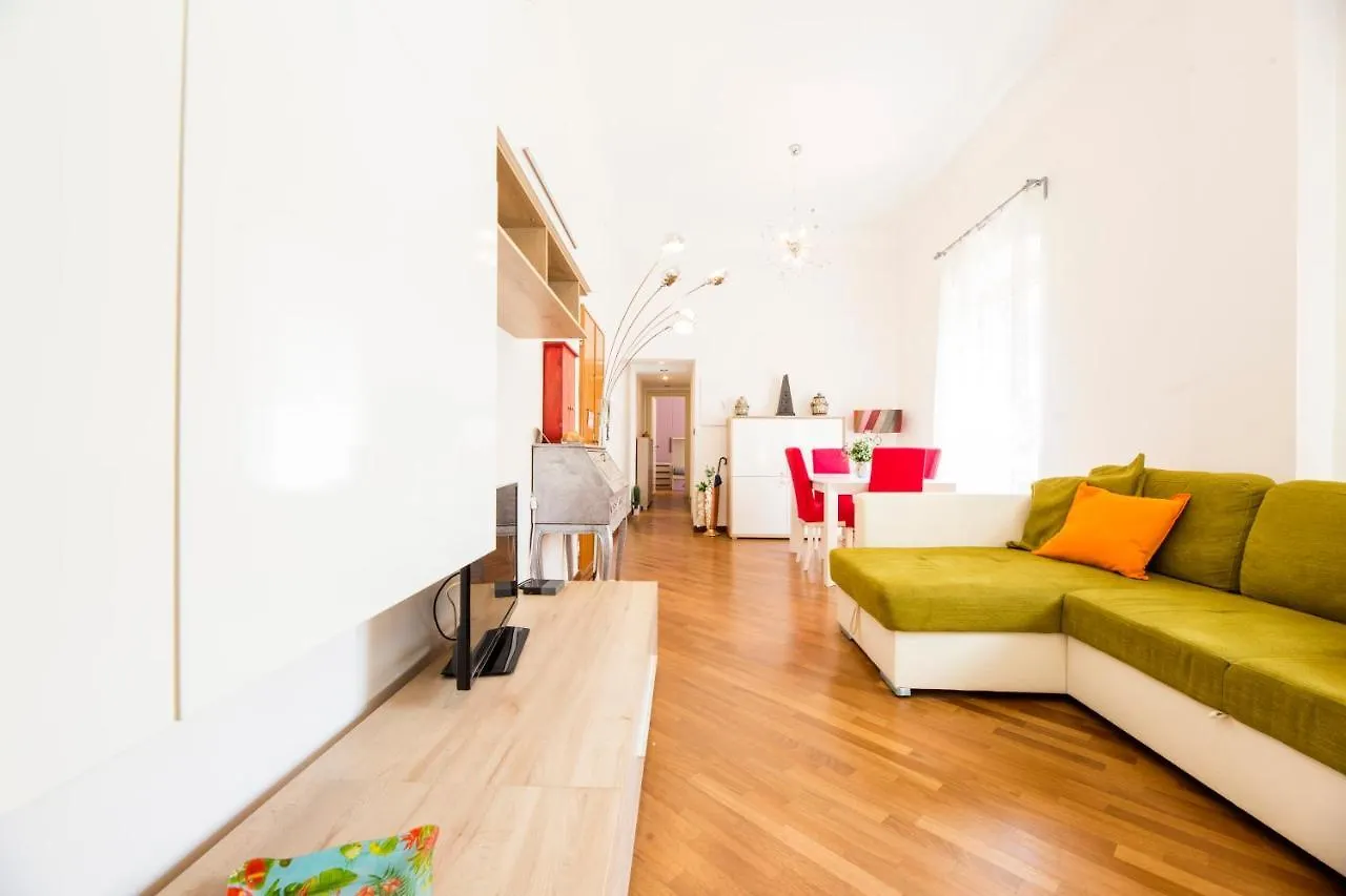 Bernardo House By Holiday Home 24 Genoa