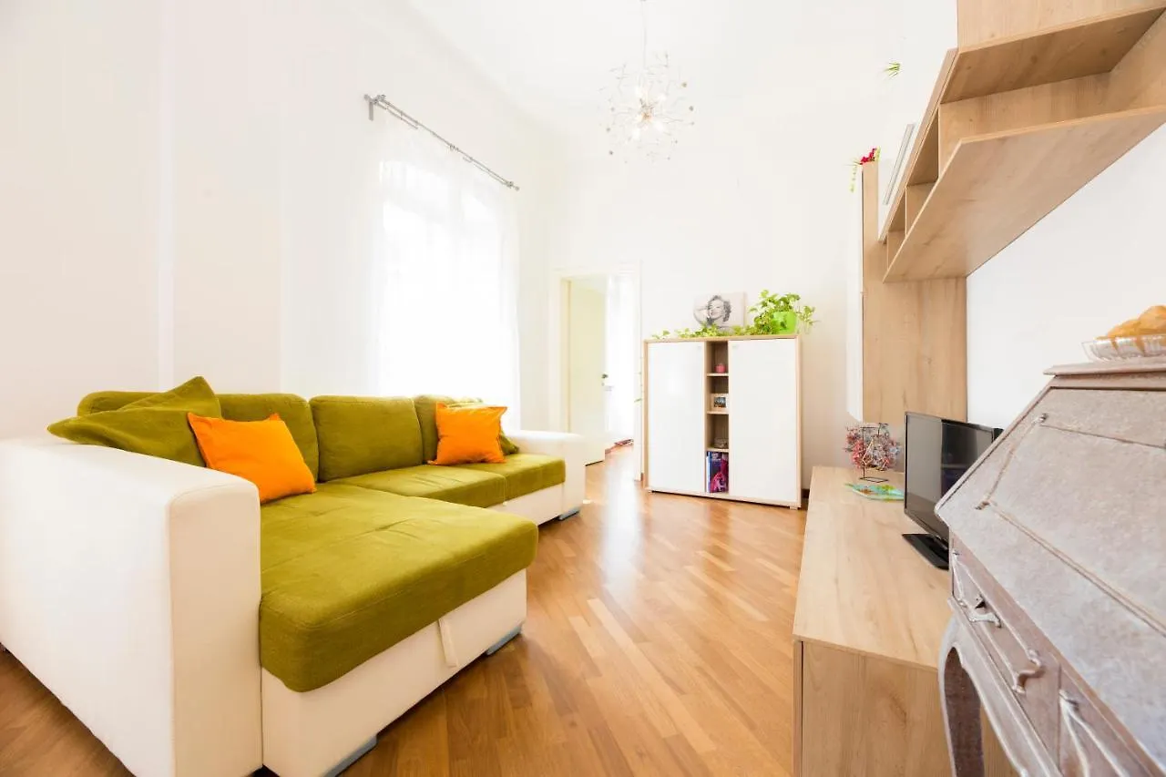 Bernardo House By Holiday Home 24 Genoa Apartment